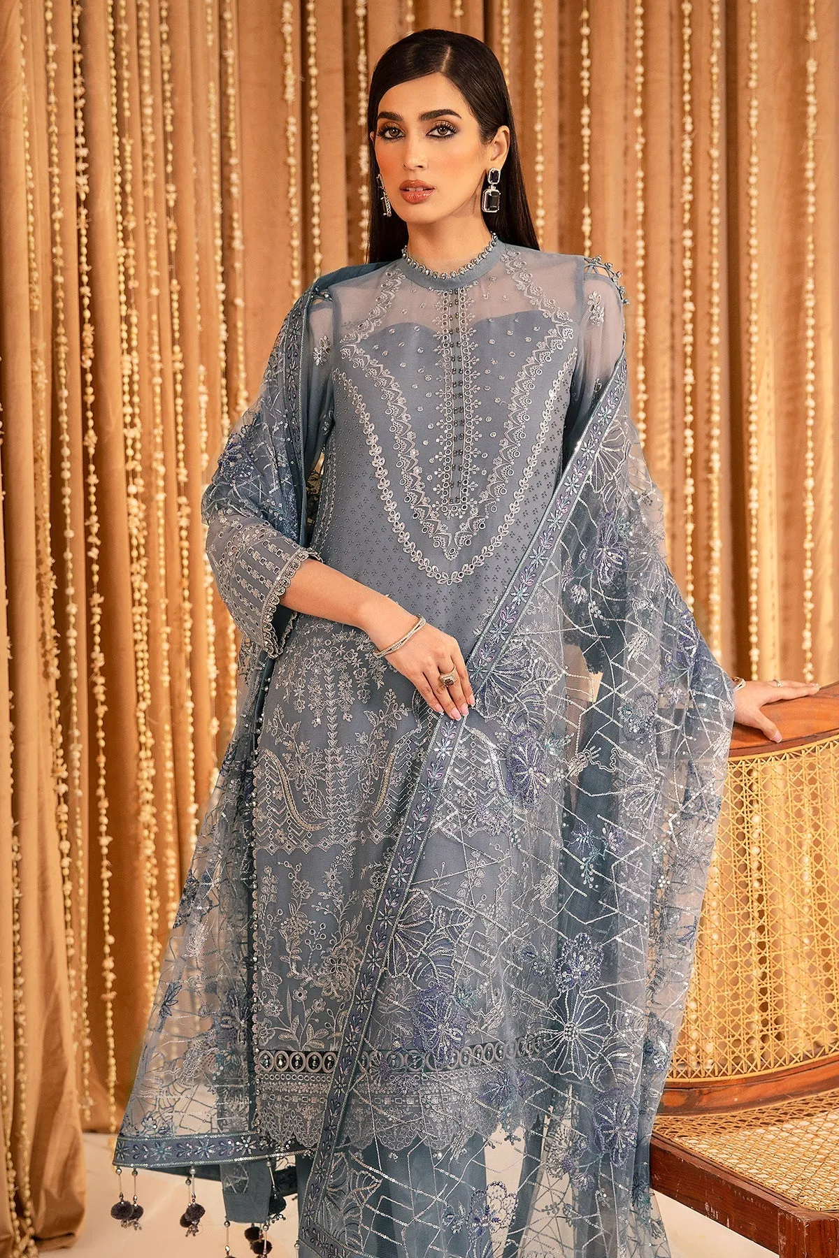 Alizeh Mehfil-e-Uroos Formal Collection – Aabgeena - V16D03 Embroidered Chiffon Gray