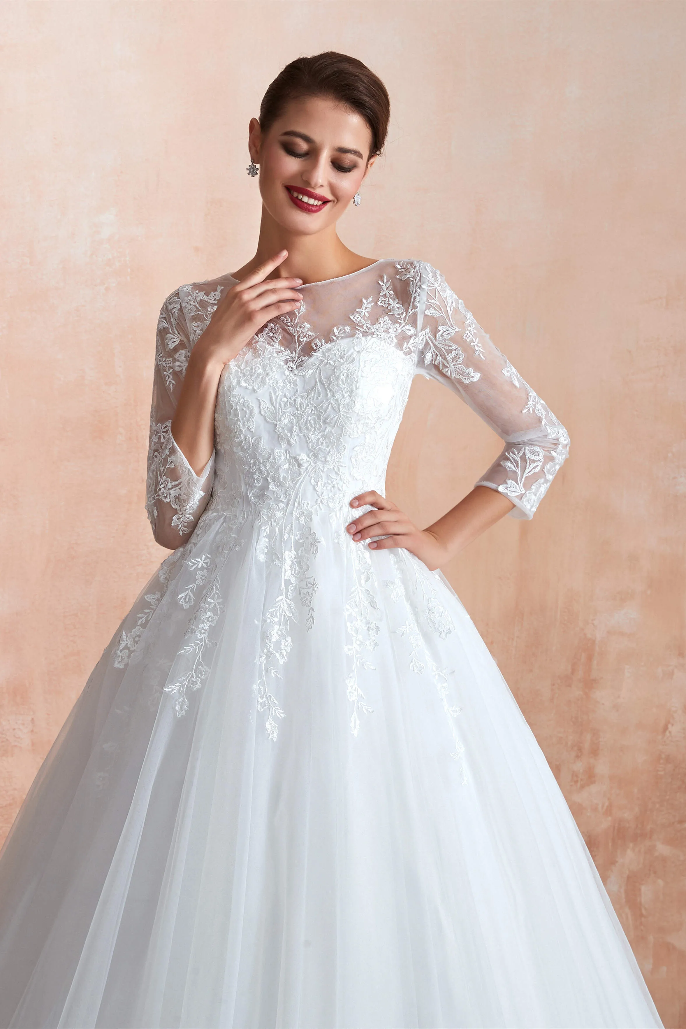 Lace Jewel White Tulle Wedding Dresses with 3/4 Sleeves