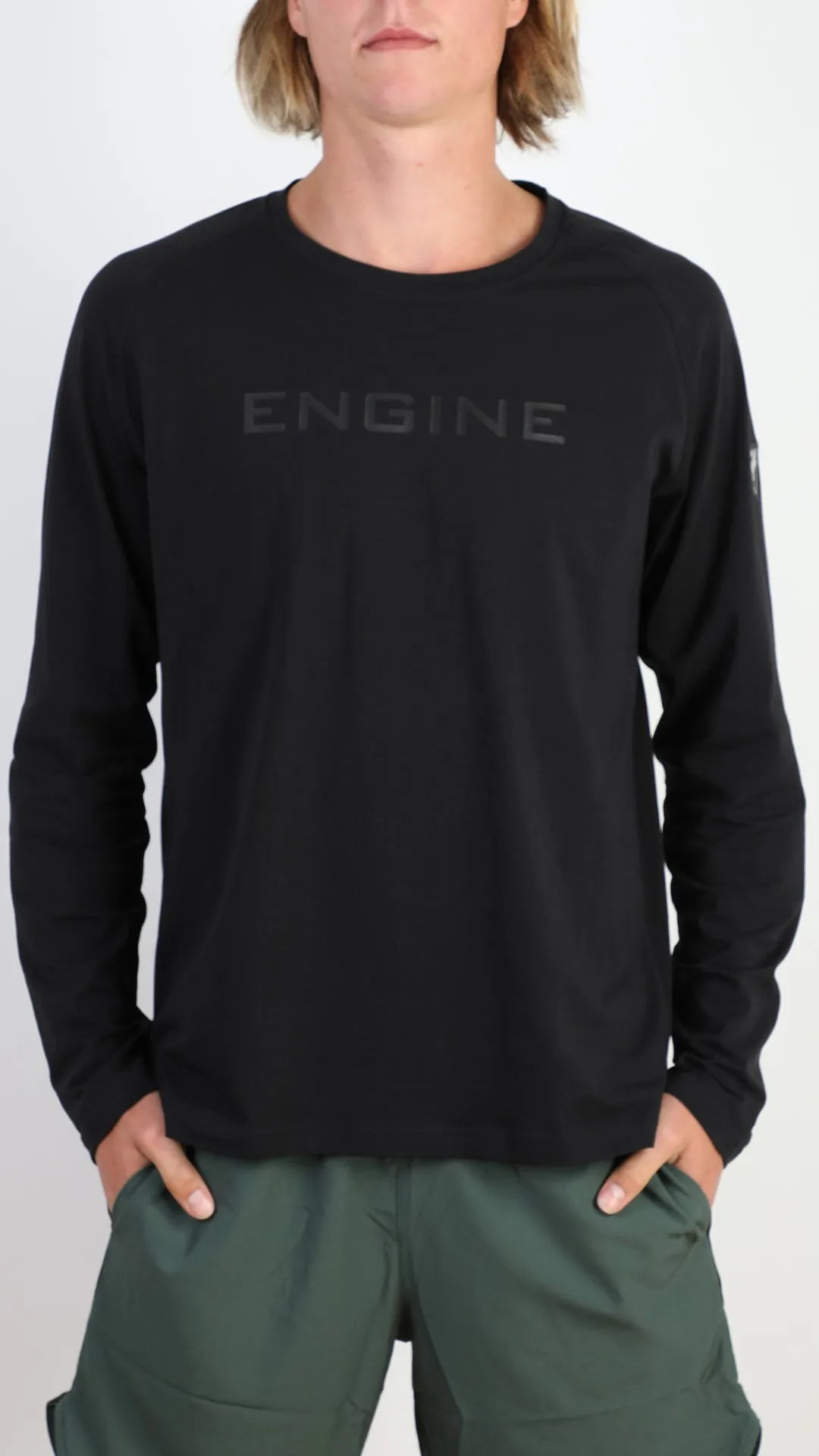 Mens Classic Performance L/S Tee