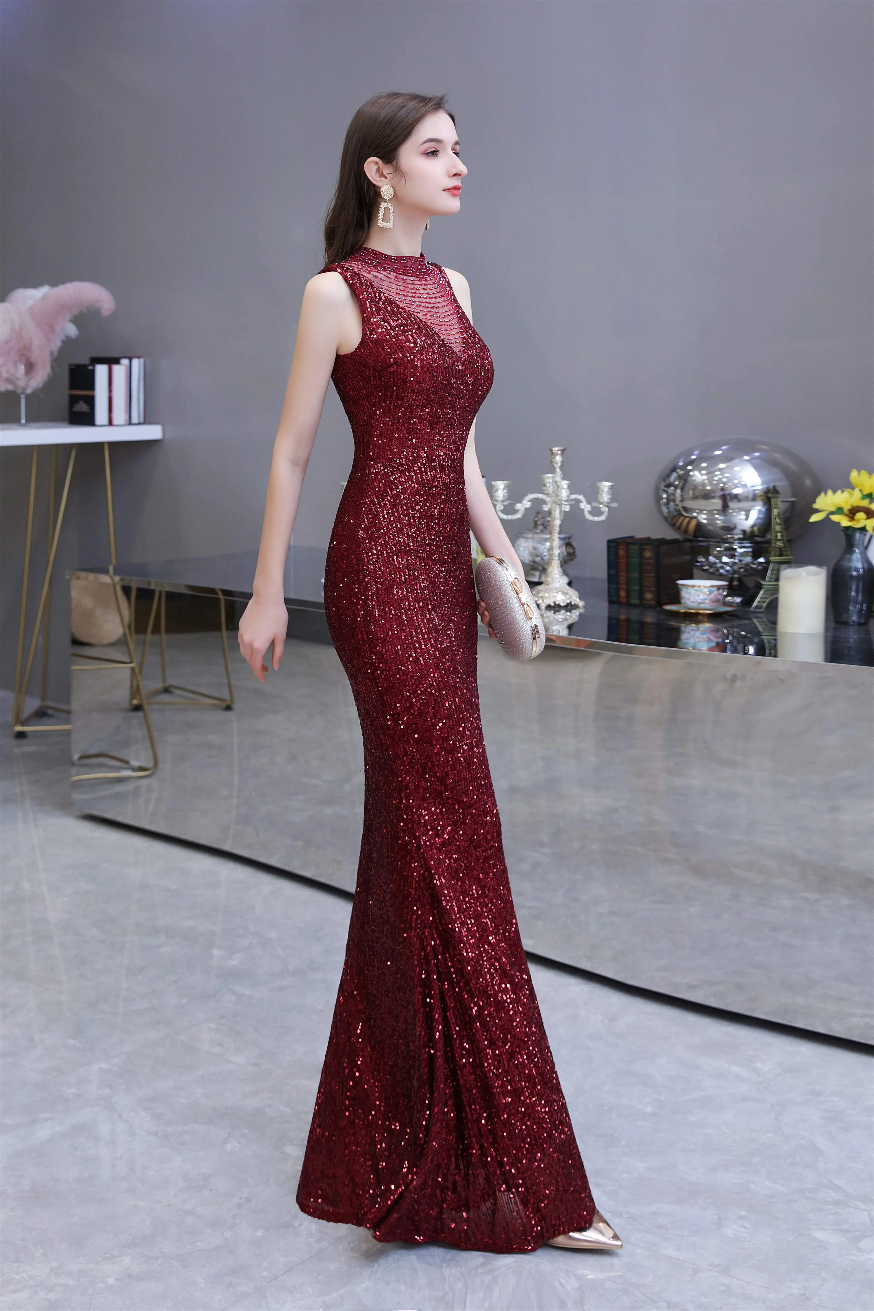 Mermaid Halter Sleeveless See-Through Sequins Floor Length Prom Dresses