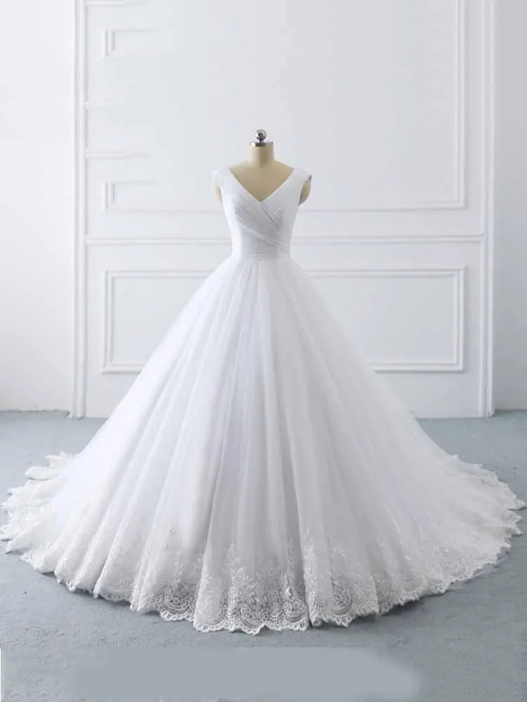 Simple Long Ball Gown V-Neck Lace-Up Tulle Wedding Dresses