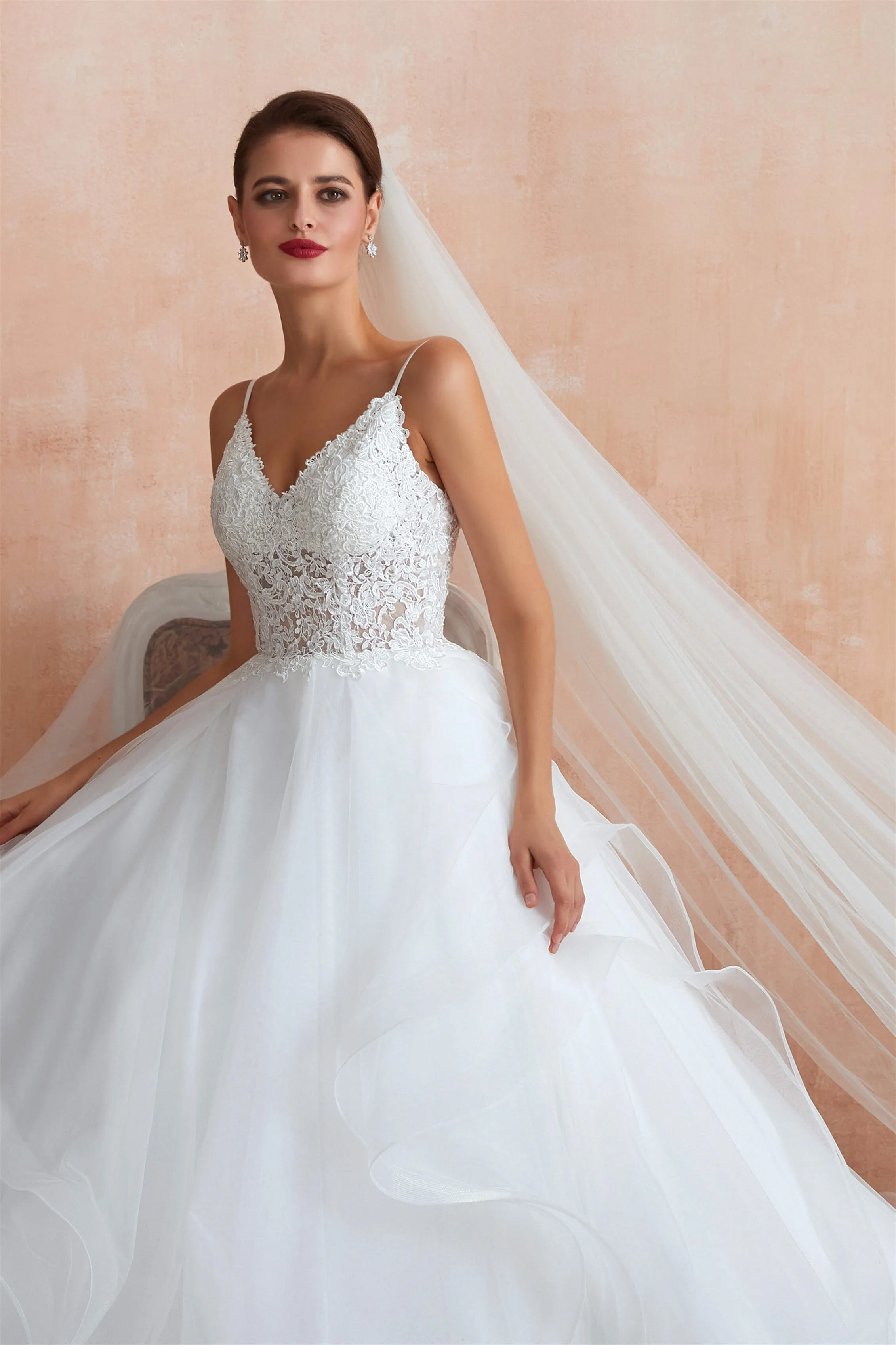 Spaghetti Straps V-neck Lace Organza Tiered A-line Wedding Dresses