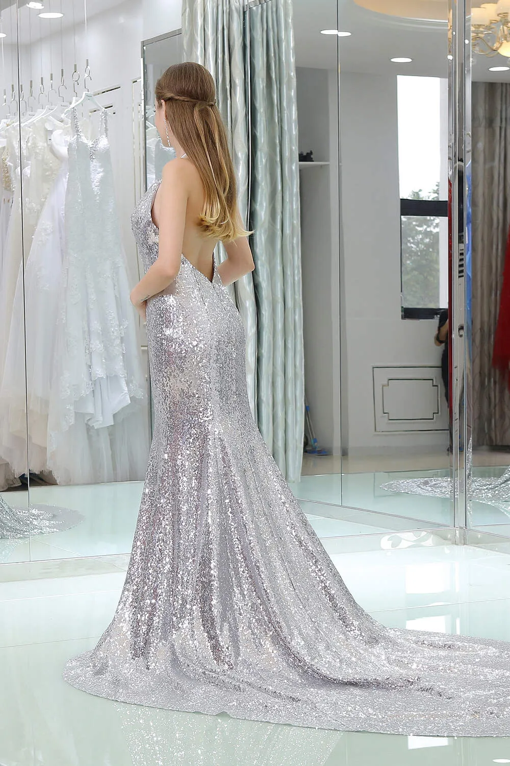 Sparkly Silver Sequined Mermaid Halter Backless Prom Dresses