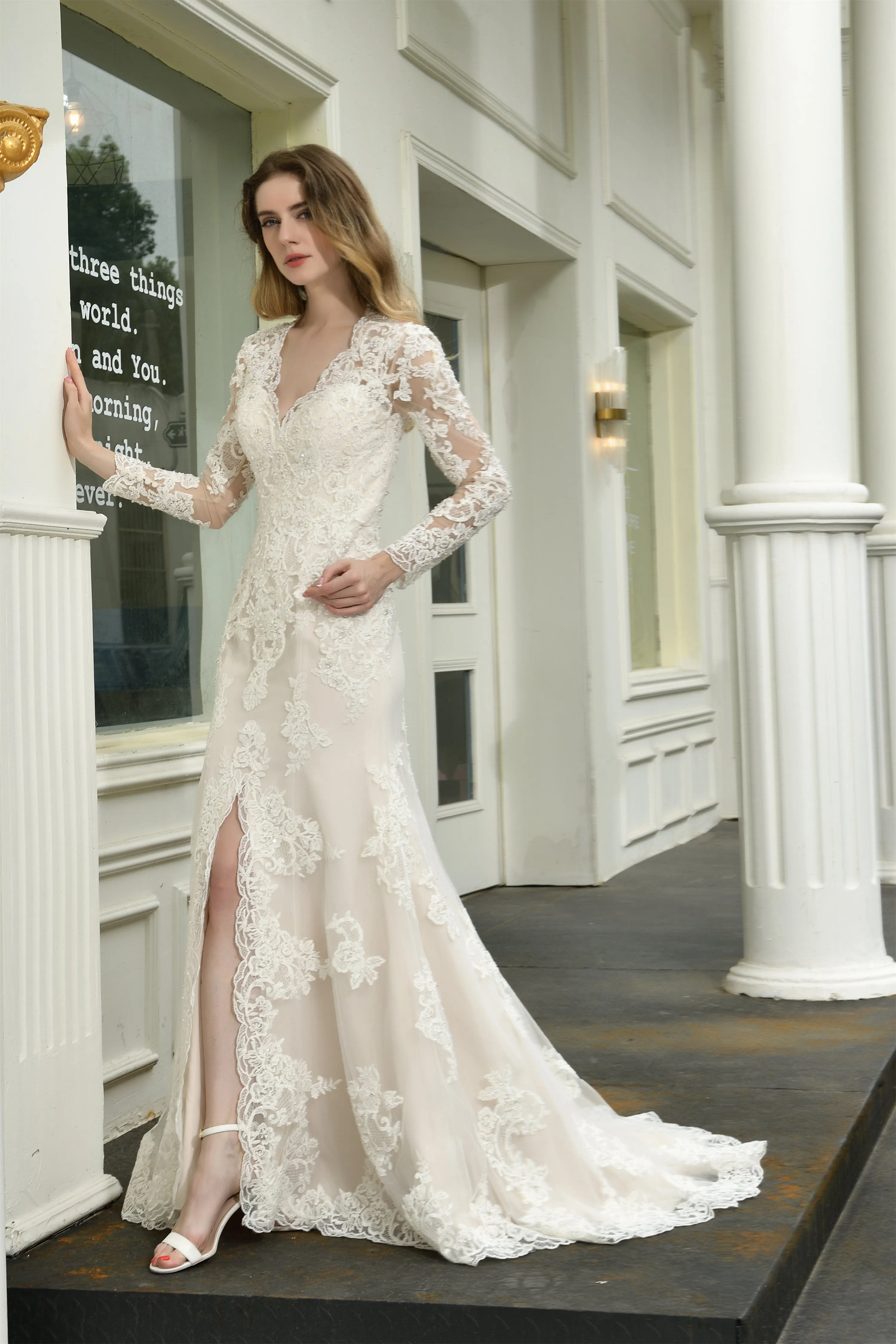 V-Neck High Split Long Sleeves Lace Wedding Dresses With Court Train