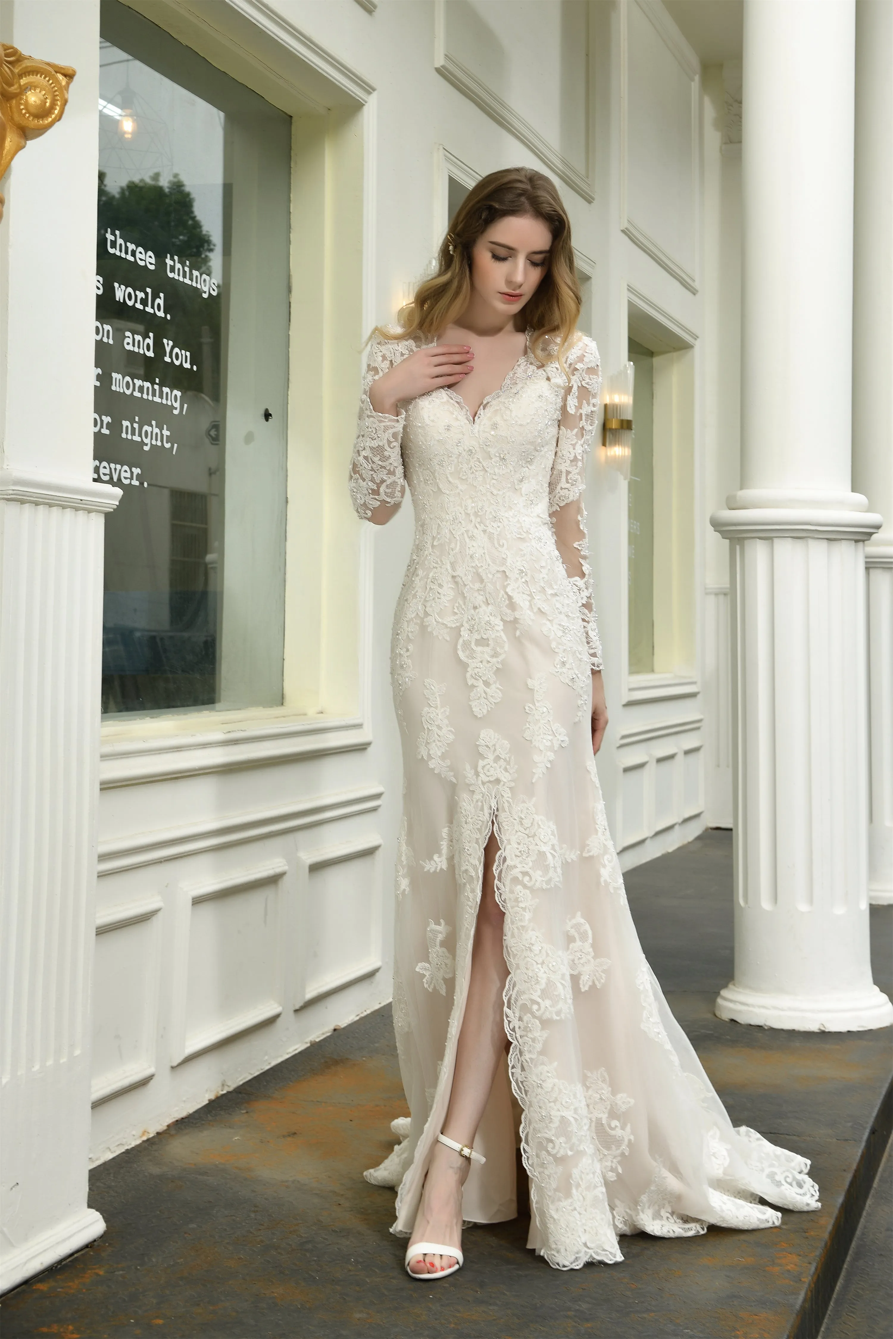 V-Neck High Split Long Sleeves Lace Wedding Dresses With Court Train