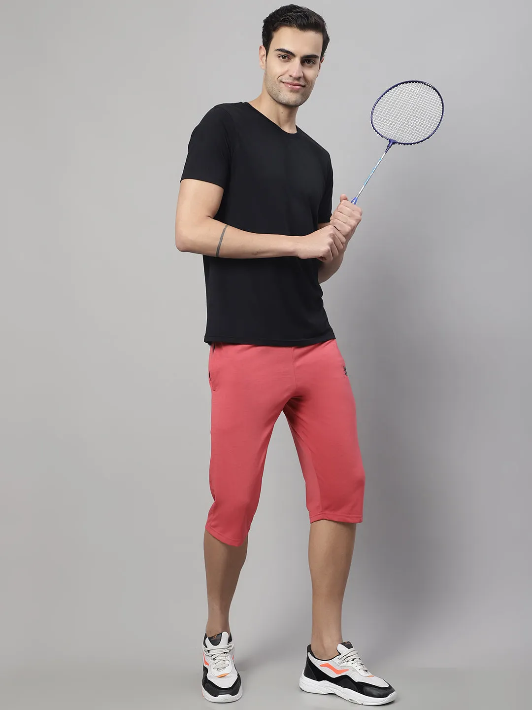 Vimal Jonney Pink Regular fit Cotton Capri for Men